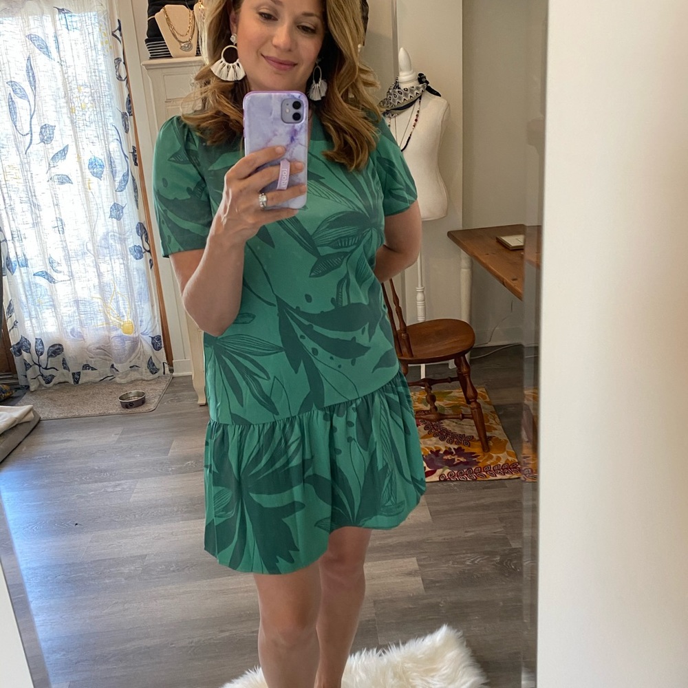 Green print palm mini dress